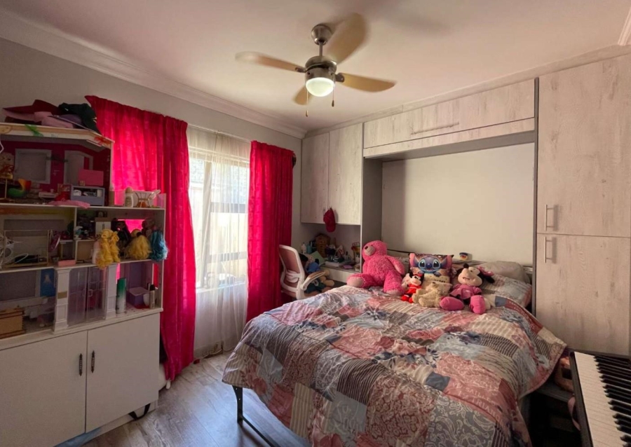 3 Bedroom Property for Sale in Seemeeu Park Western Cape